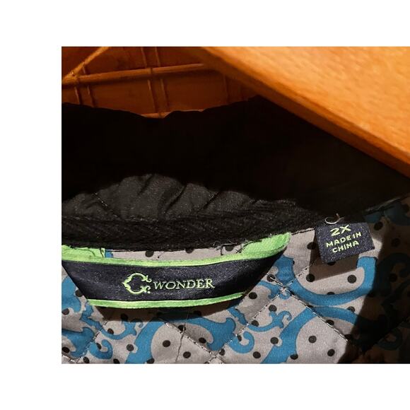 C. Wonder Black Quilted Jacket Women’s 2X Button Front Floral Lining Lightweight - Picture 3 of 7